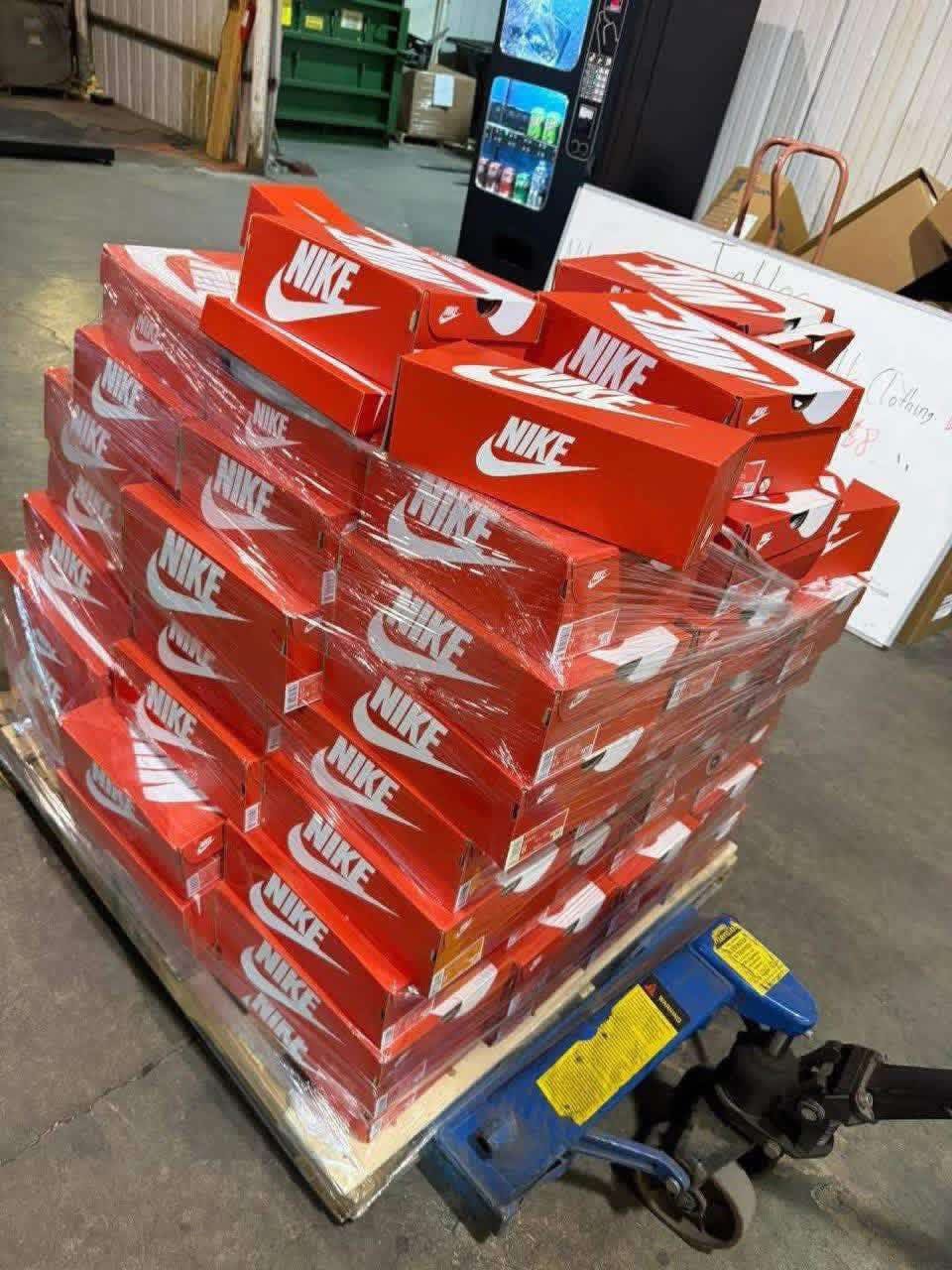 Authentic Nike Shoe Pallet(Bulk Footwear)